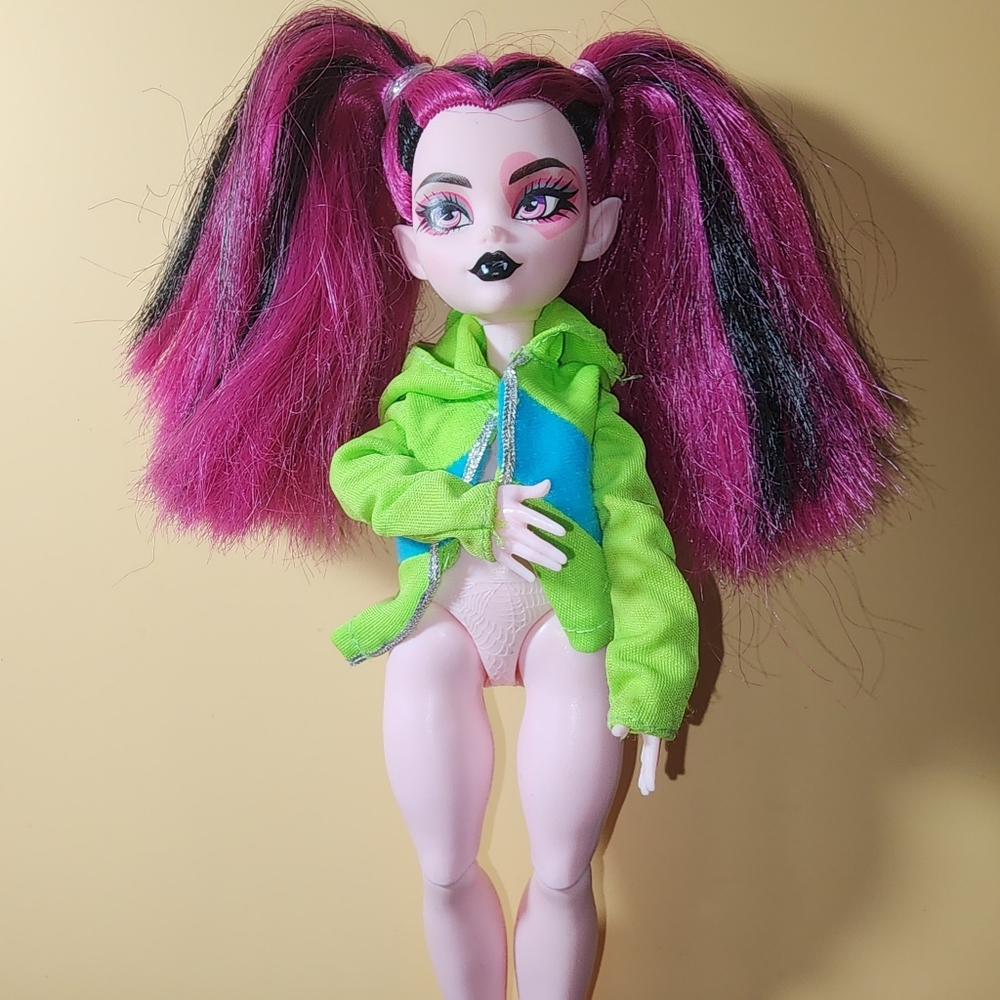 Monster High Skulltimate Secrets Draculaura